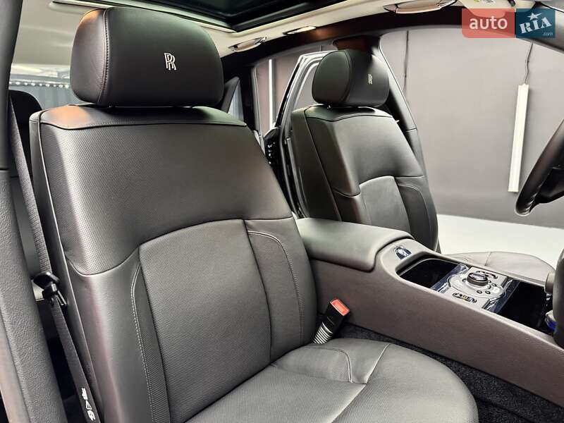 Седан Rolls-Royce Ghost 2010 в Киеве фото 58 Седан Rolls-Royce Ghost 2010 в Киеве
