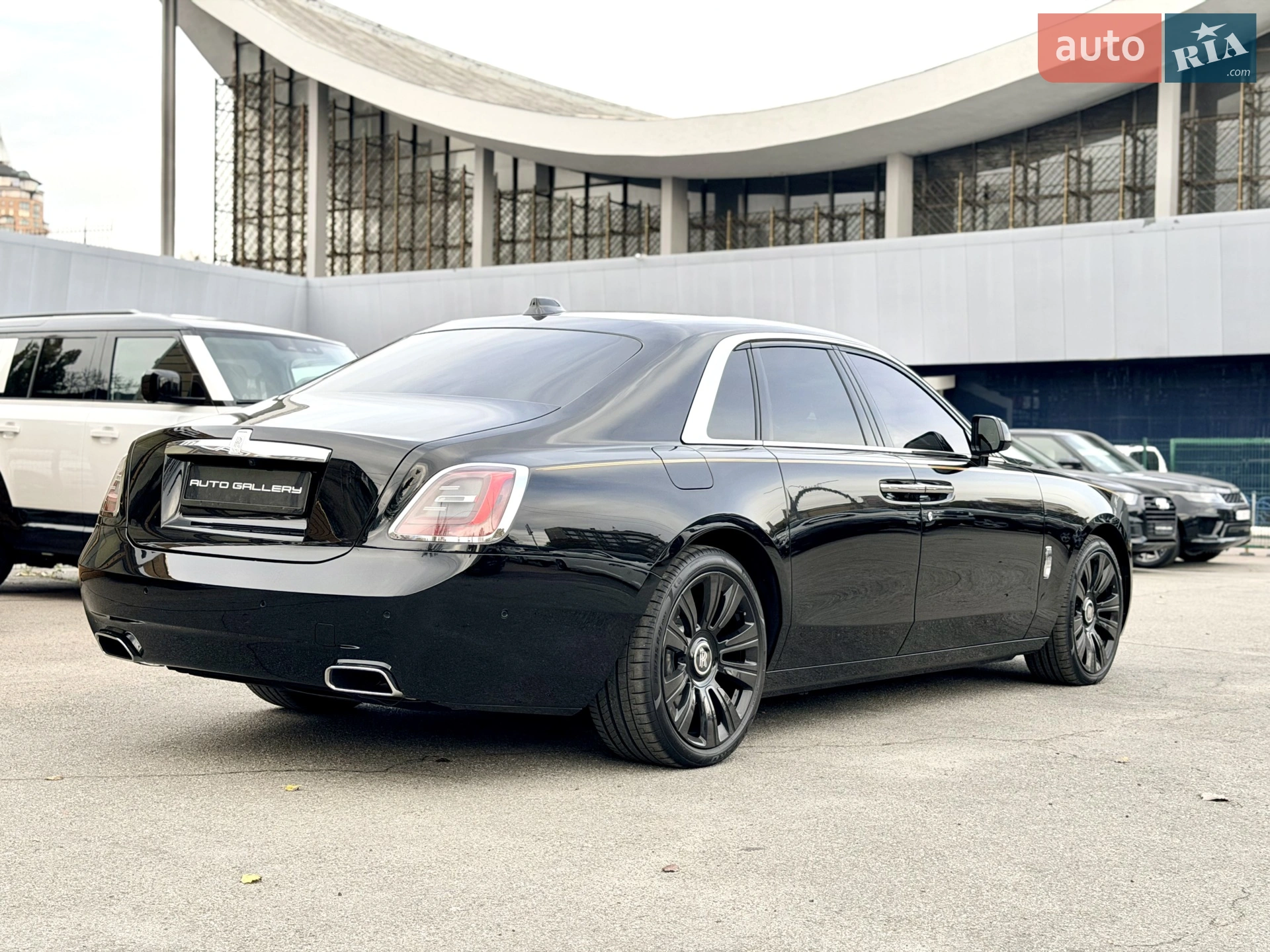 2020 Rolls-Royce Ghost - мініатюра 17