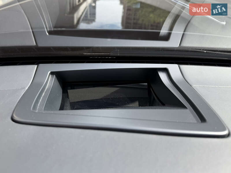 Седан Rolls-Royce Ghost 2018 в Киеве фото 121 Седан Rolls-Royce Ghost 2018 в Киеве