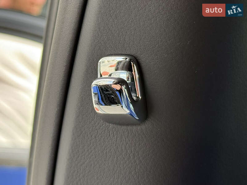 Седан Rolls-Royce Ghost 2018 в Киеве