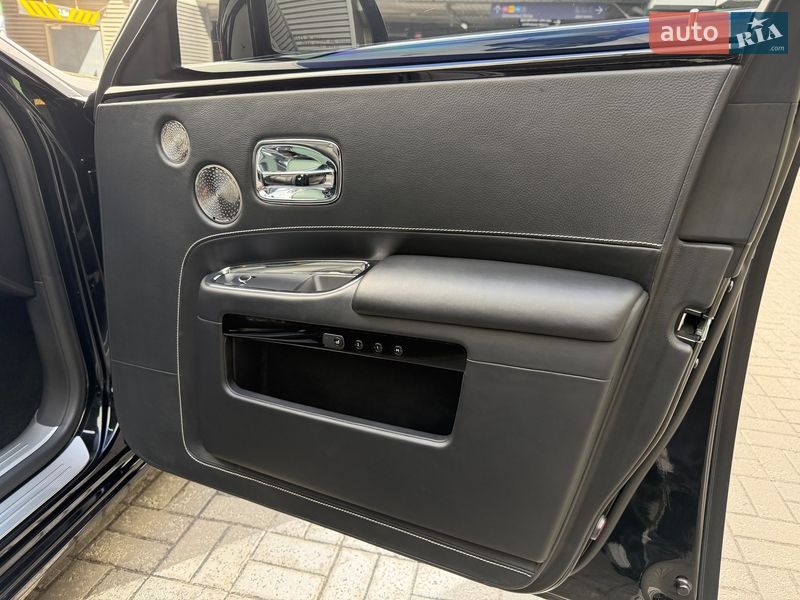 Седан Rolls-Royce Ghost 2015 в Киеве