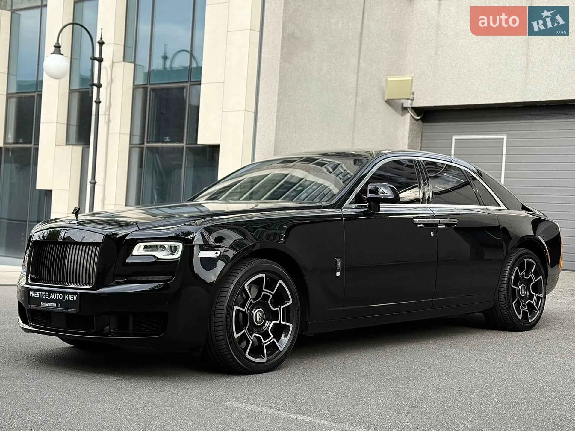 2018 Rolls-Royce Ghost - мініатюра 17