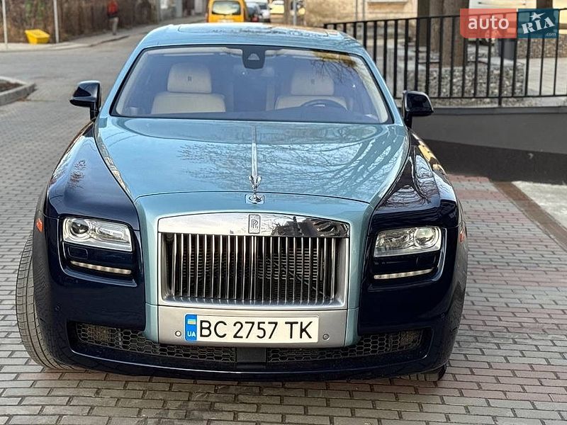 Седан Rolls-Royce Ghost 2012 в Шептицькому