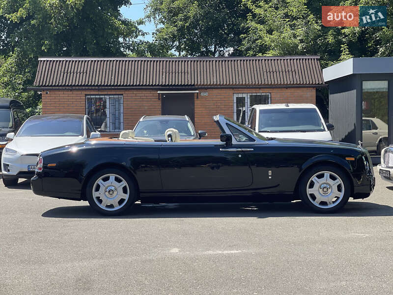 Кабриолет Rolls-Royce Phantom Drophead Coupe 2009 в Киеве
