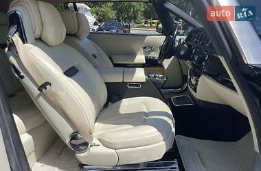 Кабриолет Rolls-Royce Phantom Drophead Coupe 2009 в 