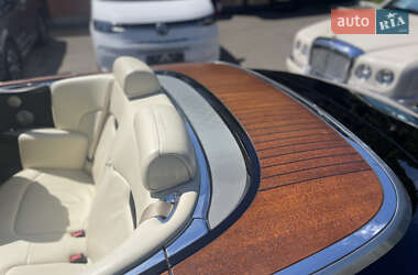 Кабриолет Rolls-Royce Phantom Drophead Coupe 2009 в 