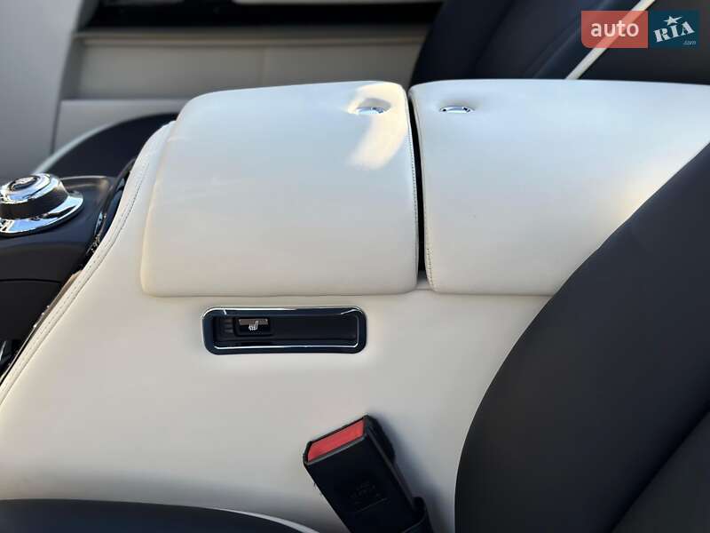 Кабріолет Rolls-Royce Phantom 2007 в Києві