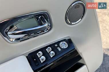 Кабриолет Rolls-Royce Phantom 2007 в 