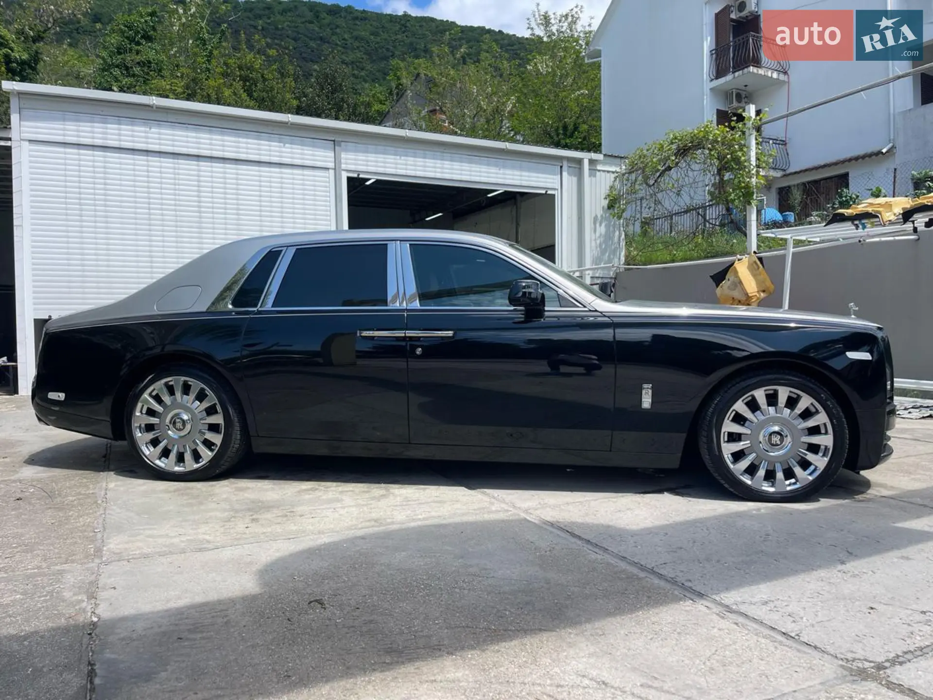2021 Rolls-Royce Phantom - мініатюра 6