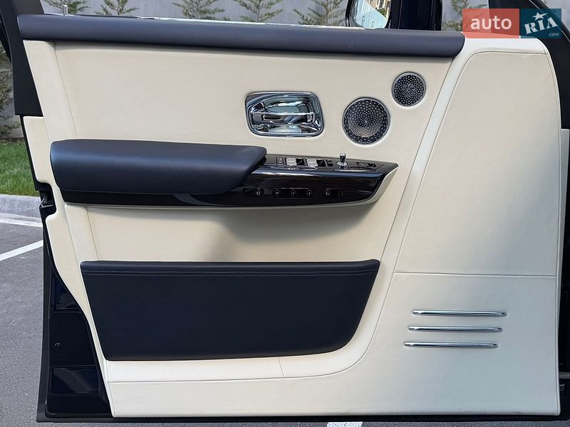 Седан Rolls-Royce Phantom 2019 в Києві