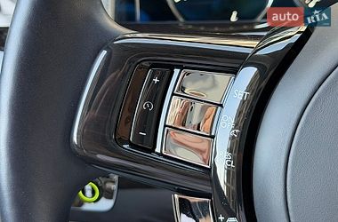 Седан Rolls-Royce Phantom 2019 в Києві