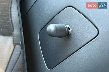 Седан Rolls-Royce Phantom 2019 в Києві