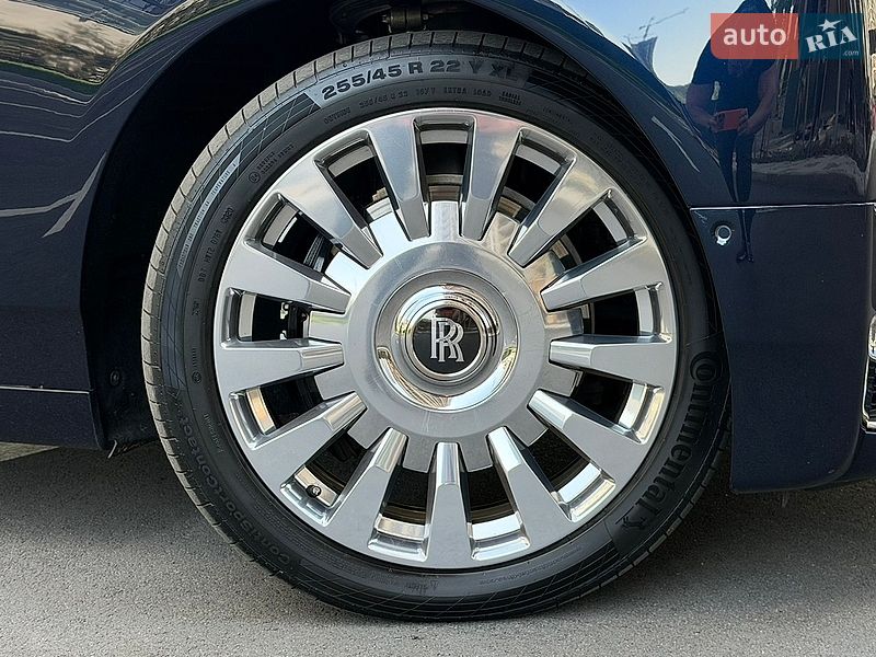 Седан Rolls-Royce Phantom 2019 в Киеве