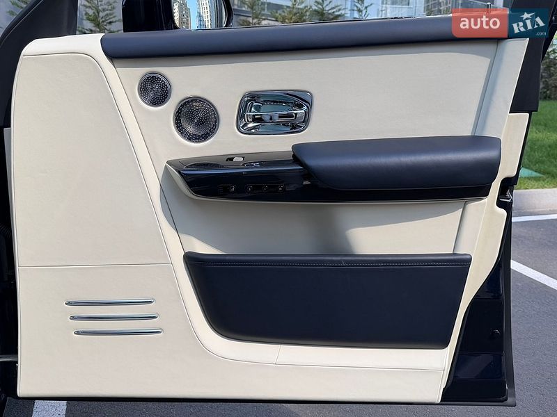 Седан Rolls-Royce Phantom 2019 в Киеве