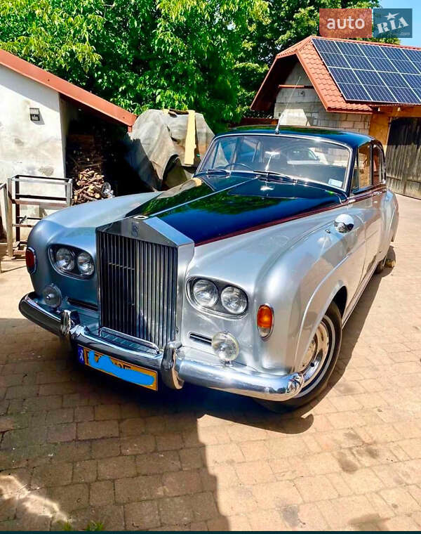 Купе Rolls-Royce Silver Cloud 1963 в Львове