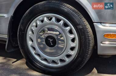 Седан Rolls-Royce Silver Seraph 2001 в 