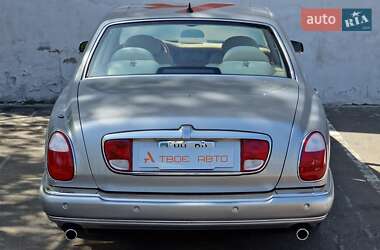 Седан Rolls-Royce Silver Seraph 2001 в 