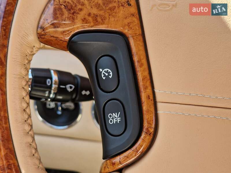 Седан Rolls-Royce Silver Seraph 2001 в Одессе фото 111 Седан Rolls-Royce Silver Seraph 2001 в Одессе