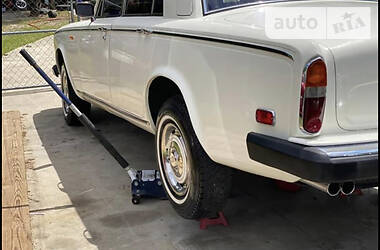 Седан Rolls-Royce Silver Shadow 1980 в 