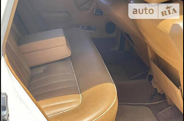 Седан Rolls-Royce Silver Shadow 1980 в 