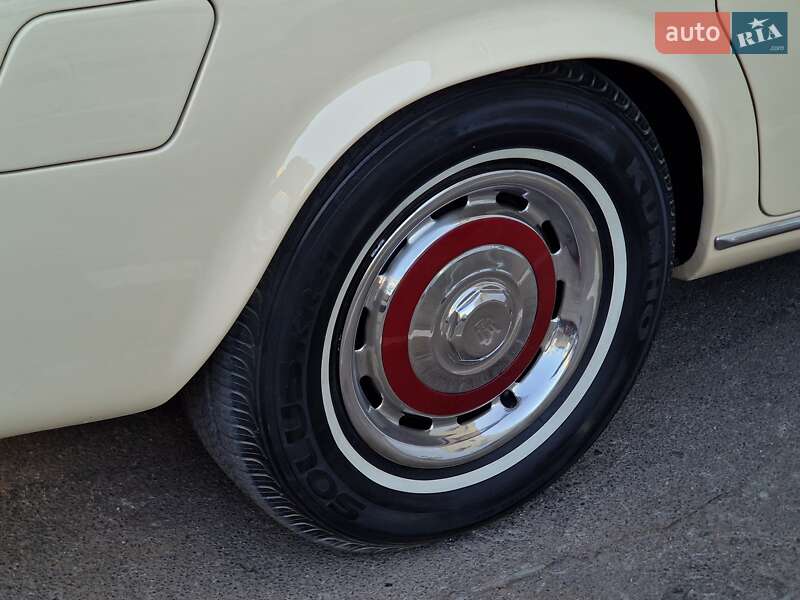 Седан Rolls-Royce Silver Shadow 1974 в Одессе