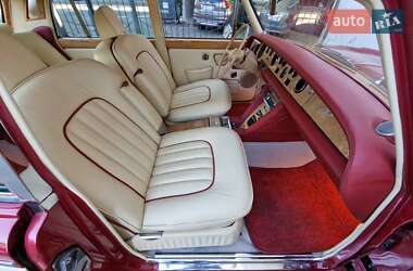 Седан Rolls-Royce Silver Shadow 1974 в 