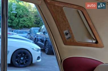 Седан Rolls-Royce Silver Shadow 1974 в 