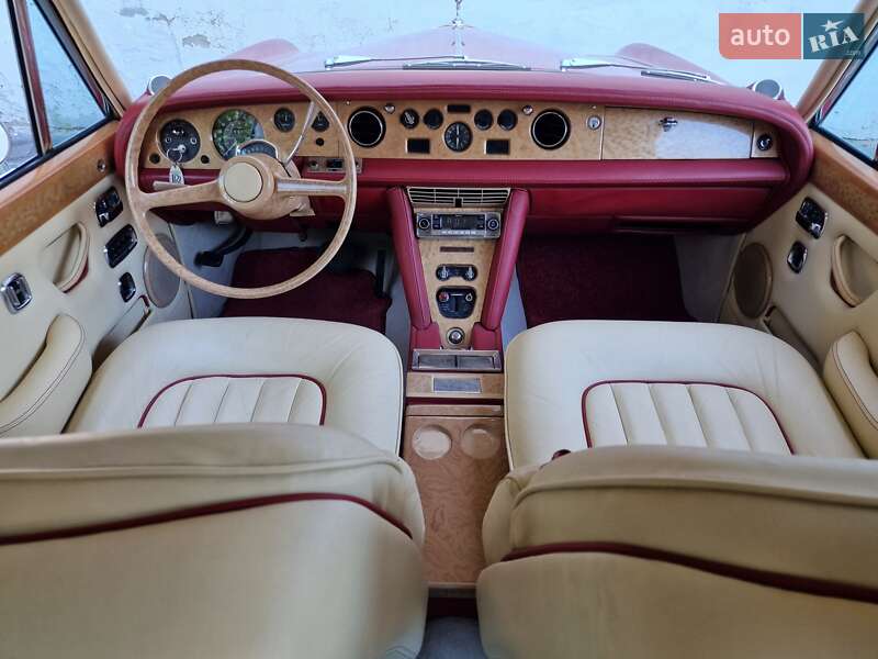 Седан Rolls-Royce Silver Shadow 1974 в Одессе