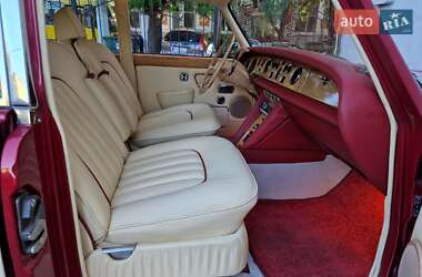 Седан Rolls-Royce Silver Shadow 1974 в 