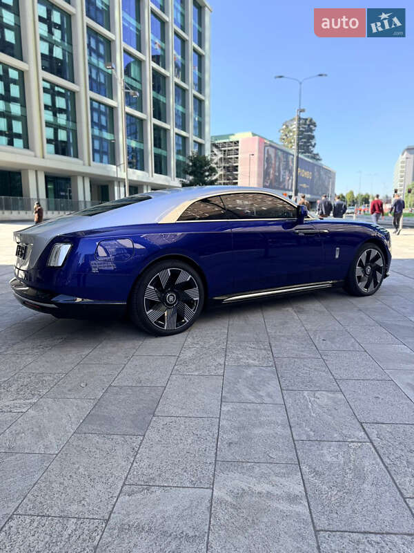 Купе Rolls-Royce Spectre 2024 в Києві фото 15 Купе Rolls-Royce Spectre 2024 в Києві