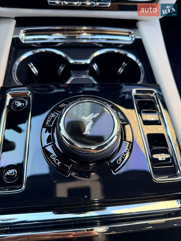 Купе Rolls-Royce Spectre 2024 в Києві фото 20 Купе Rolls-Royce Spectre 2024 в Києві