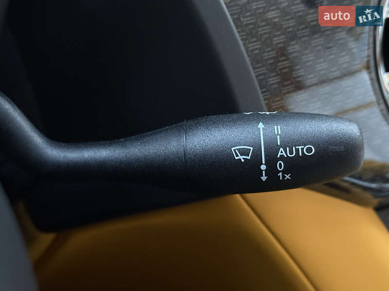 Купе Rolls-Royce Spectre 2025 в Киеве фото 83 Купе Rolls-Royce Spectre 2025 в Киеве