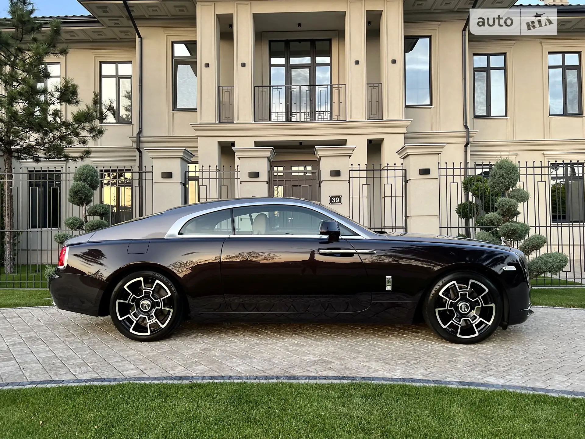 2014 Rolls-Royce Wraith - мініатюра 26
