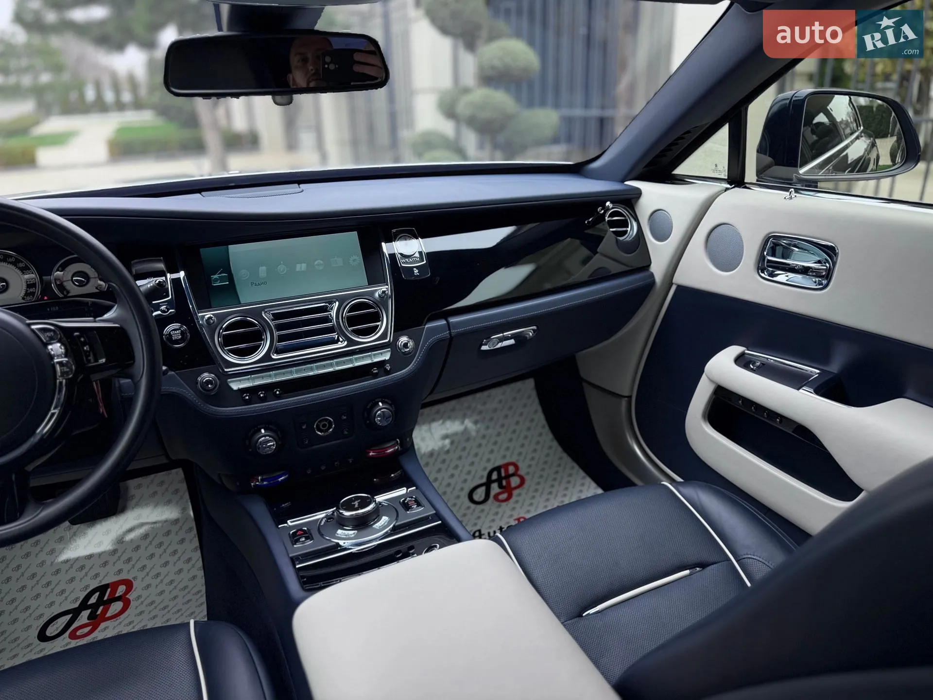 2015 Rolls-Royce Wraith - мініатюра 44