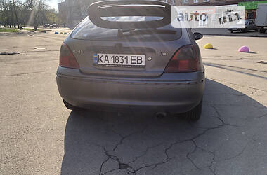 Хэтчбек Rover 200 1999 в Киеве