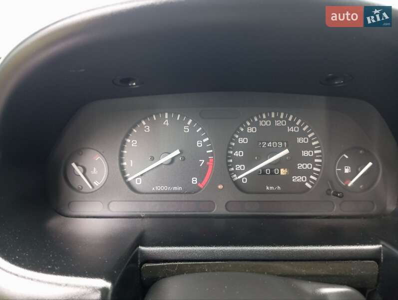 Хэтчбек Rover 200 1999 в Дубно