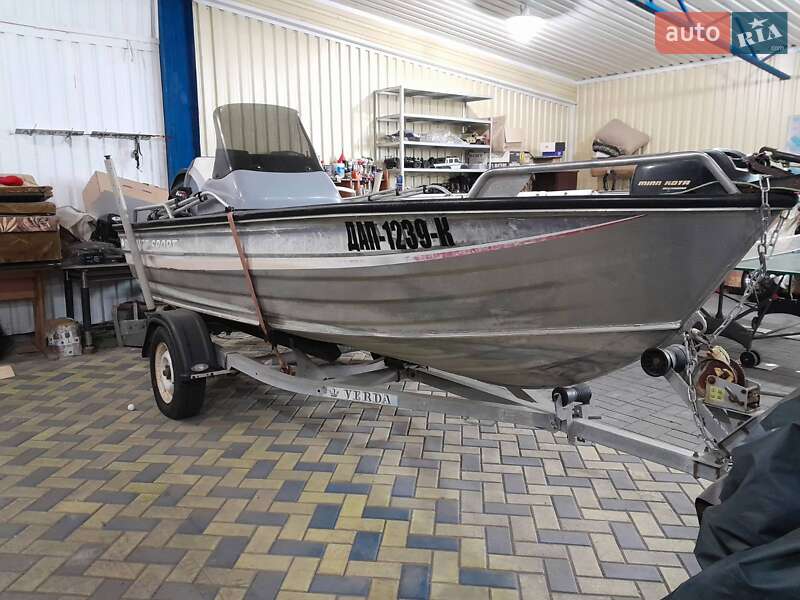 Лодка Runner Sport 400 SCC 2008 в Запорожье