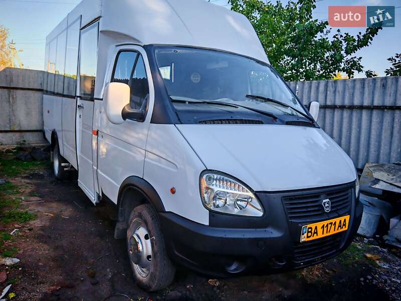 Міський автобус РУТА 19 2006 в Новомиргороді