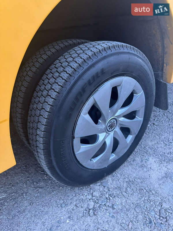 Городской автобус РУТА 22А 2017 в Киеве