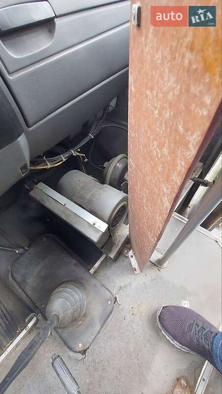 Міський автобус РУТА 25 2011 в Дніпрі