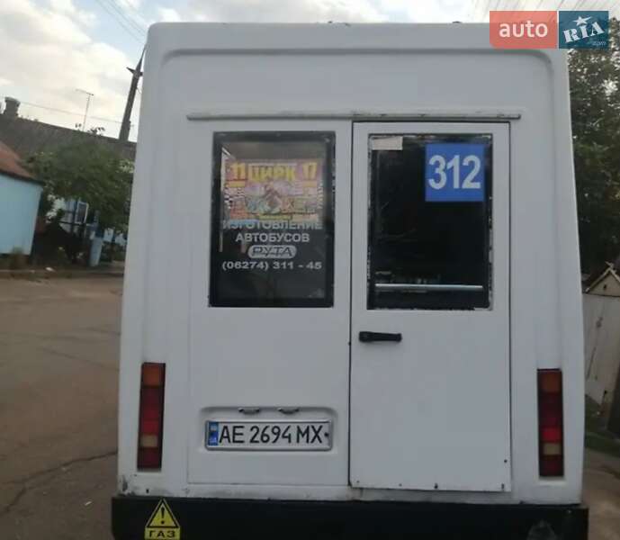 Микроавтобус РУТА А0483 2006 в Кривом Роге