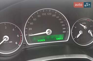 Седан Saab 9-3 2011 в Сарнах