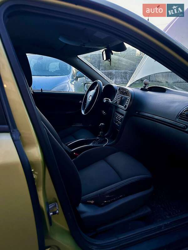 Седан Saab 9-3 2003 в Киеве