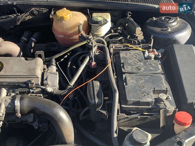 Седан Saab 9-3 2003 в Луцке фото 21 Седан Saab 9-3 2003 в Луцке