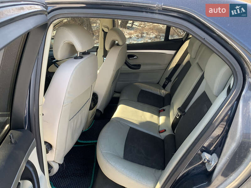 Седан Saab 9-3 2004 в Чернігові фото 14 Седан Saab 9-3 2004 в Чернігові