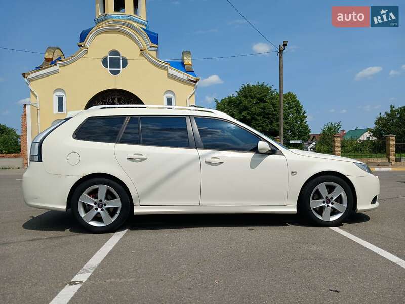 Универсал Saab 9-3 2008 в Киеве