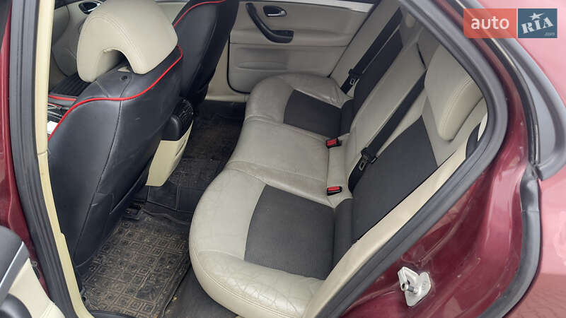 Седан Saab 9-3 2004 в Чернівцях