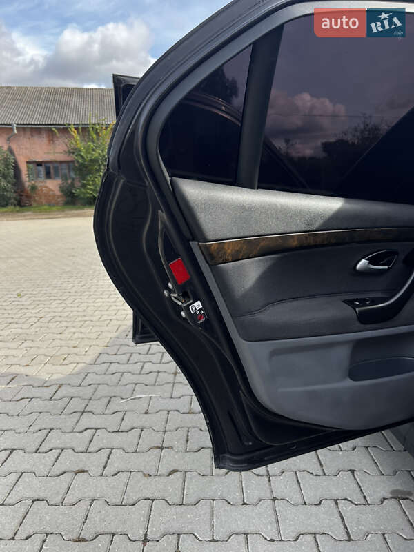 Седан Saab 9-3 2004 в Косове