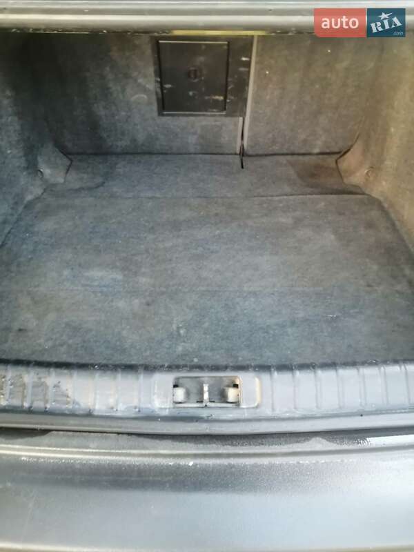 Седан Saab 9-3 2003 в Дубовом