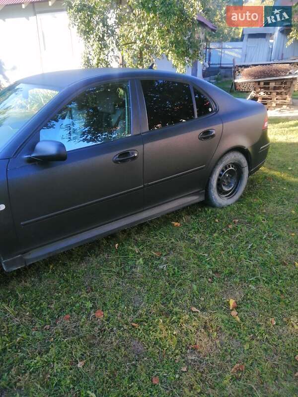 Седан Saab 9-3 2003 в Дубовом